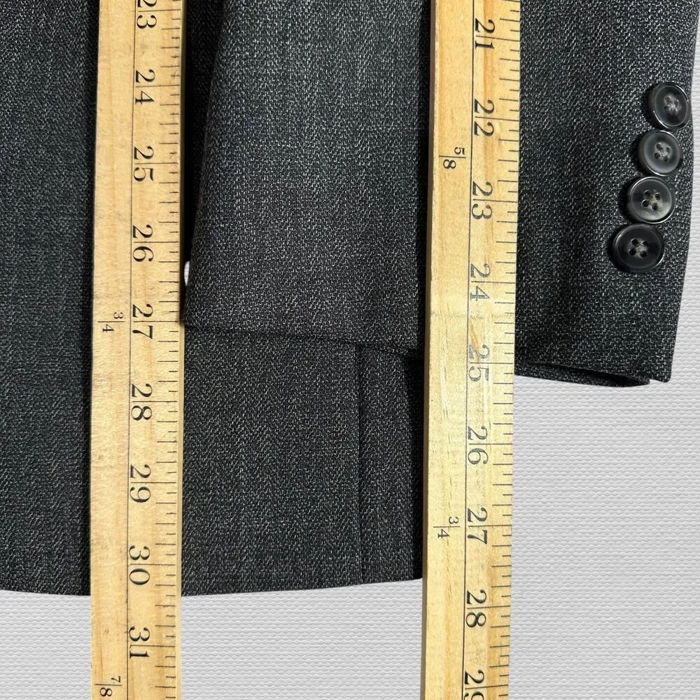 CALVIN KLEIN Men's Blazer 40R Sport Coat Two Button Suit Jacket Gray Wool 2-vent